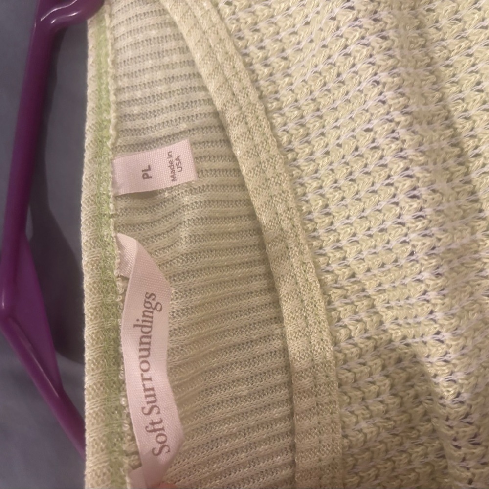NWOT Soft Surroundings Bailey Top Pear Size PL. - Picture 4 of 5